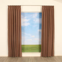 Inbetween Caminus is een wat dikker geweven stof en straalt de warmte van een overgordijn uit