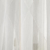 Inbetween Norton valt soepel en heeft een prachtig ruitpatroon in verschillende tinten.