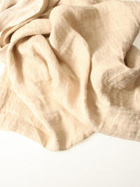 Deze mooie opengeweven kamerhoge inbetween gemaatk van 100% hennep, heeft een prachtige, luxueuze uitstraling