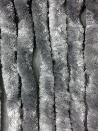 Grijs deurgordijn met een afmeting van 120x240 cm