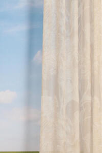 Inbetween Leitrim valt soepel en heeft een prachtig bladmotief