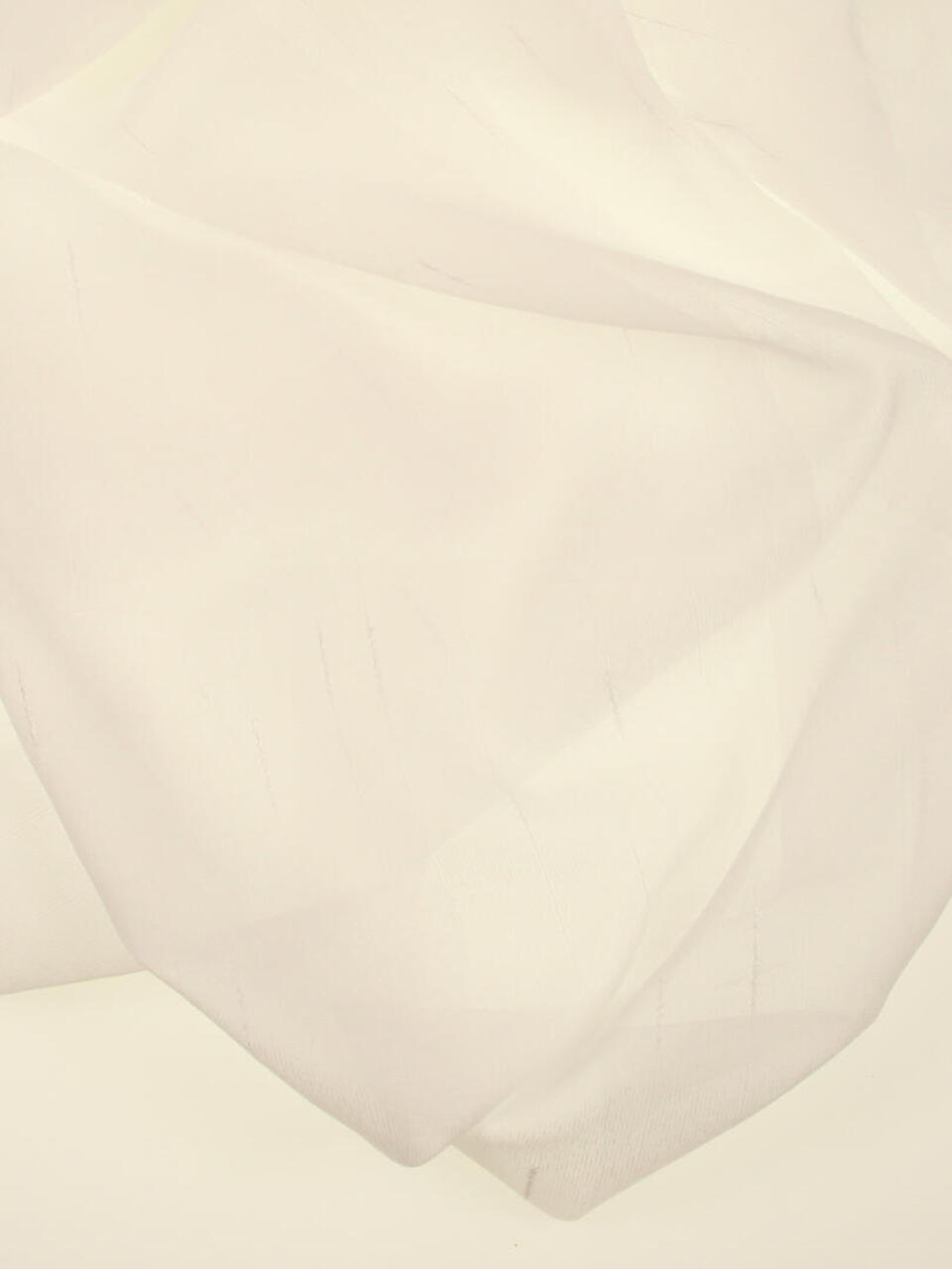 Transparante vitrage met ingeweven strepen