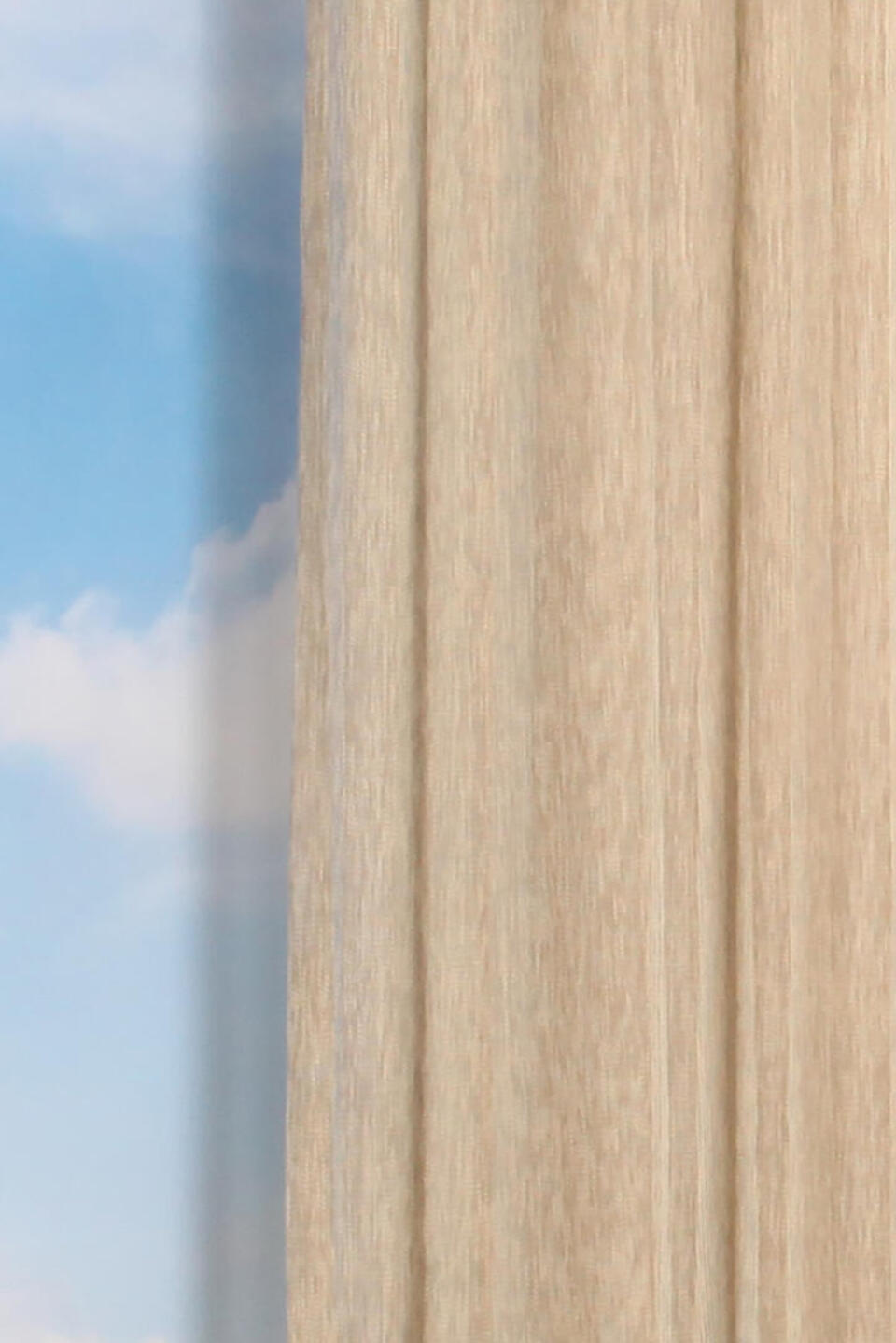 Deze soepel vallende inbetween is kamerhoog, waardoor deze naadloos kan worden gemaakt