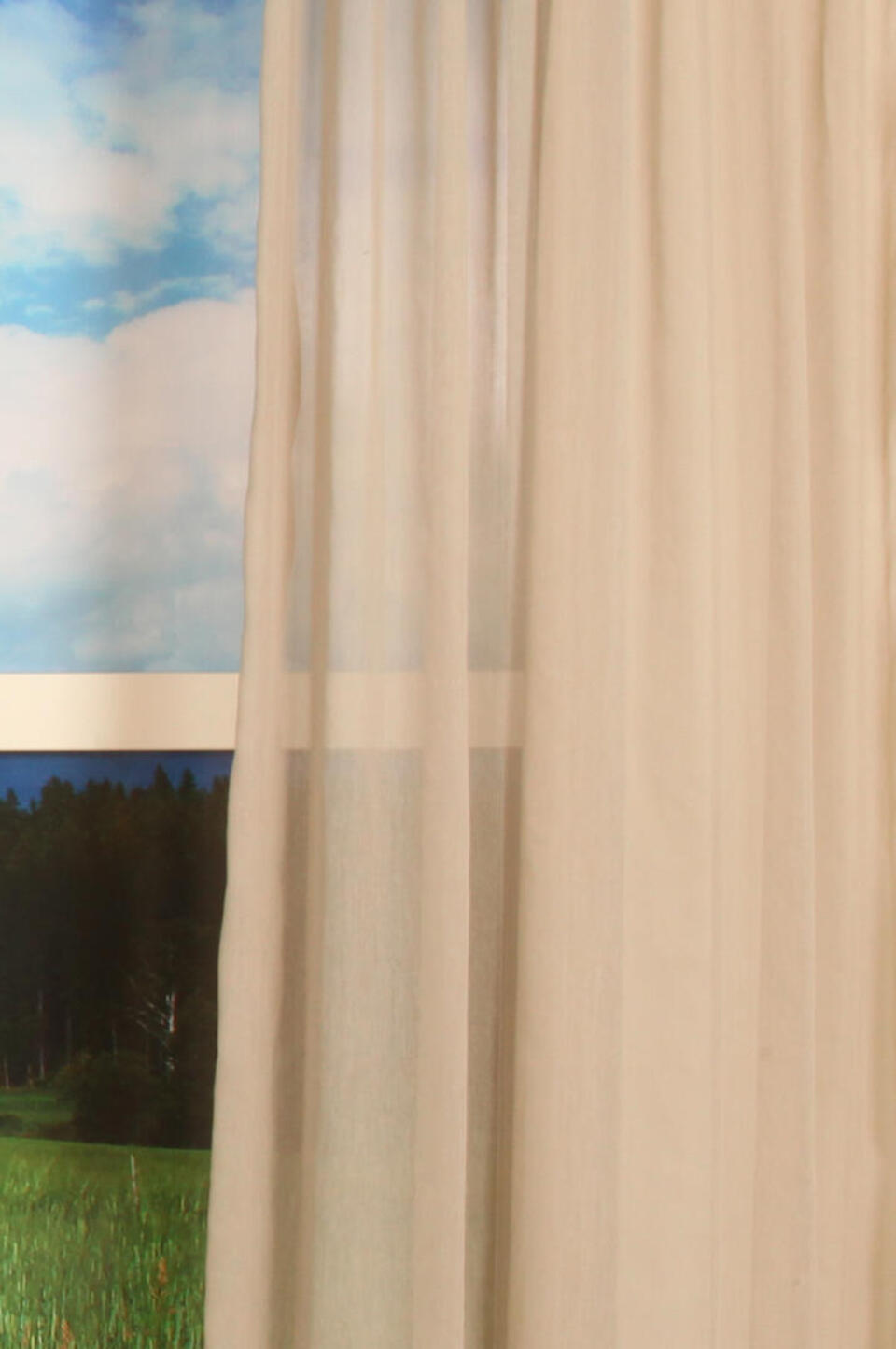 Soepel hangende half transparante Inbetween met fijne weefstructuur