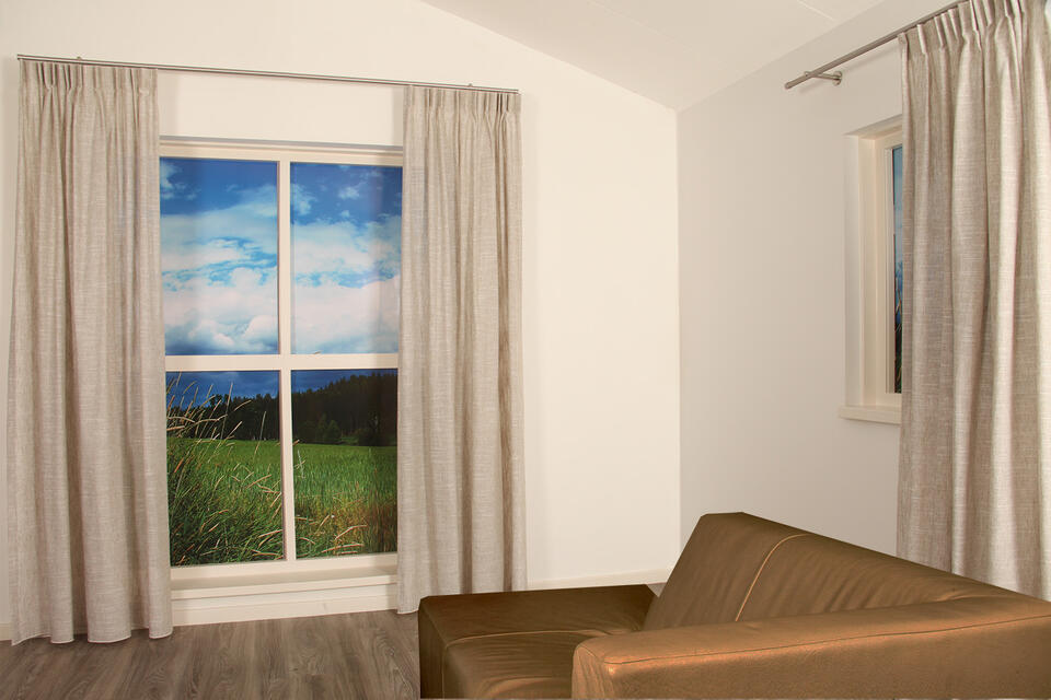 Inbetween Keighley heeft de mooie natuurlijk uitstraling die je mag verwachten van een gordijn waarin linnen verwerkt is