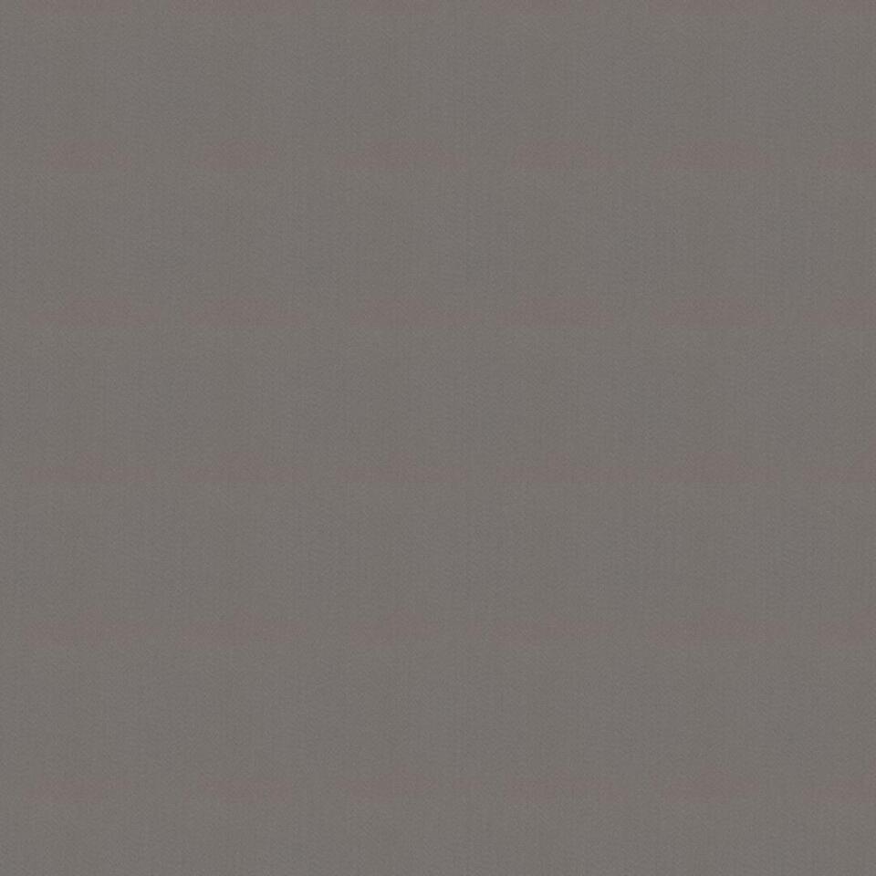 Verduisterende overgordijnstof met aan de voorkant een mooie weefstructuur.