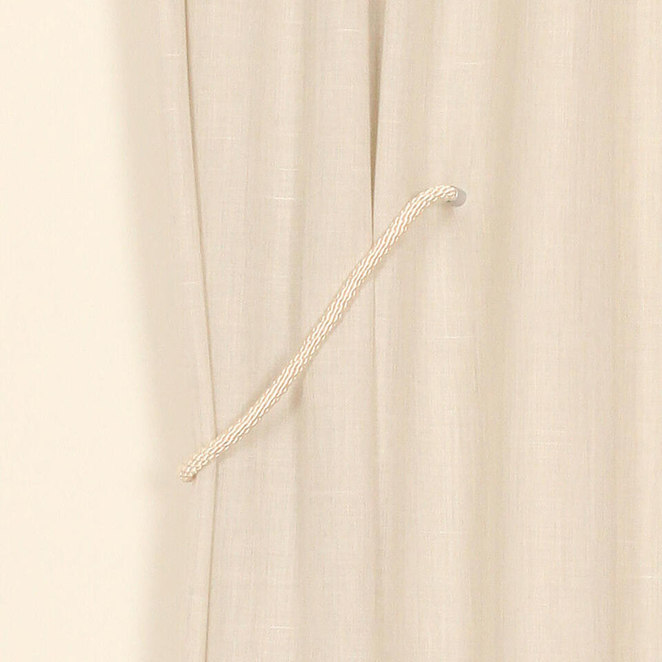 Naturelkleurige embrasse van glanzende gevlochten koorden