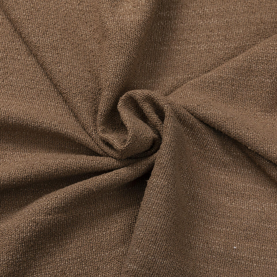 Embry warmbruin is een soepel vallende stof met een warme look en natuurlijke uitstraling