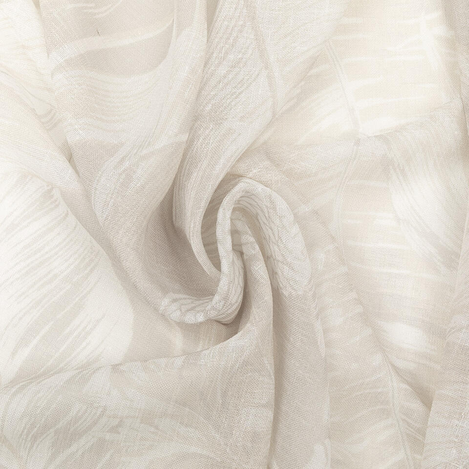 Inbetween Leitrim valt soepel en heeft een prachtig bladmotief